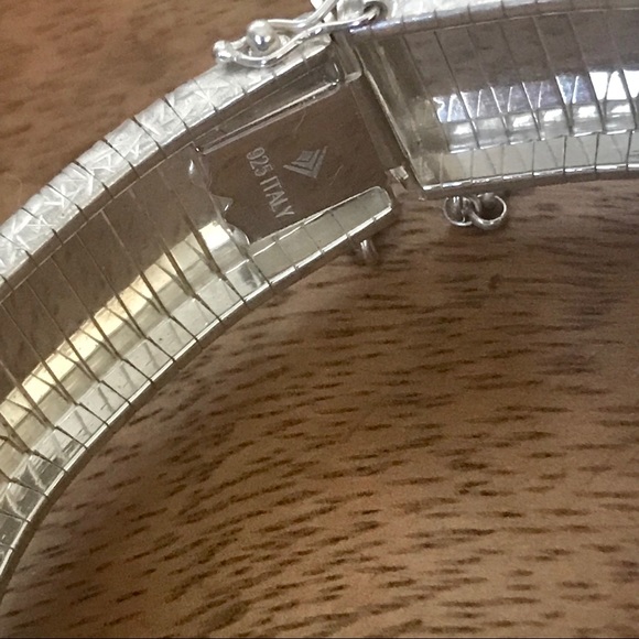 Silpada Colosseum Sterling Silver Bracelet - Picture 6 of 9